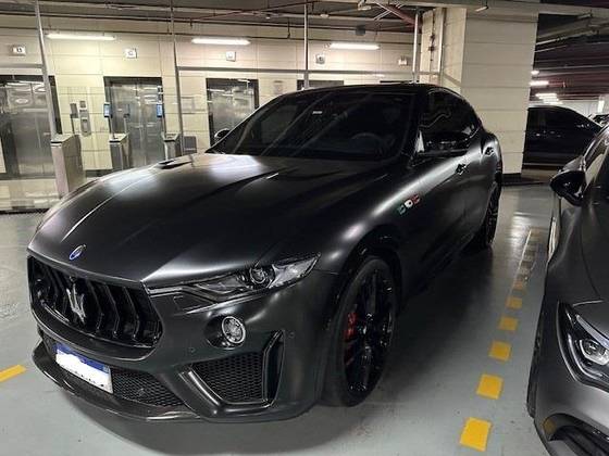 MASERATI LEVANTE 3.8 V8 TURBO GASOLINA TROFEO Q4 AUTOMÁTICO